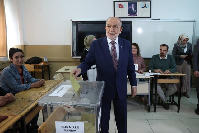 AA-20230528-31262299-31262291-SAADET_PARTISI_LIDERI_TEMEL_KARAMOLLAOGLU_OYUNU_KULLANDI