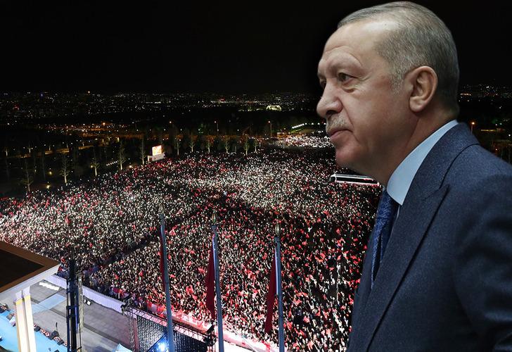 Son dakika: 320 bin kişi Beştepe'de toplandı! Erdoğan'dan 'balkon' konuşmasında net mesajlar: 'Artık birleşme vaktidir, üretim ekonomisi tasarlıyoruz...'