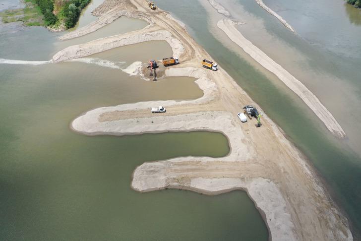 Meriç ve Tunca Nehirlerindeki çalışmalar havadan görüntülendi! Vali, "İlimizin güvenliği açısından çok önemli bir adım" diyerek duyurdu... "Proje birkaç yıl sürecek" G4