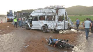 TAG Otoyolu'nda zincirleme trafik kazası: 2 ölü, 20 yaralı!