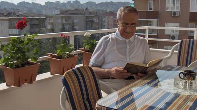 Şair Cengiz Numanoğlu öldü mü, neden öldü? Cengiz Numanoğlu kimdir, kaç yaşındaydı? Antalyalılar Kültür ve Dayanışma Derneği duyurdu