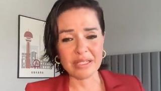 Özlem Gürses önce ‘CHP Genel Merkezi'nde çok kişi ağladı’ dedi sonra kendisi de ağladı!