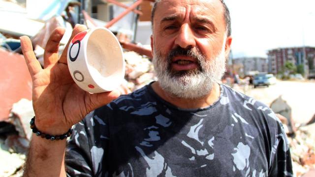 Bir dakikada 30 milyonu enkaz oldu! ‘Kral gibiydim’ diyerek anlattı…