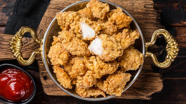 Gelinim Mutfakta Amerikalı tavuk tarifi! Çıtır çıtır Amerikalı tavuk nasıl yapılır?