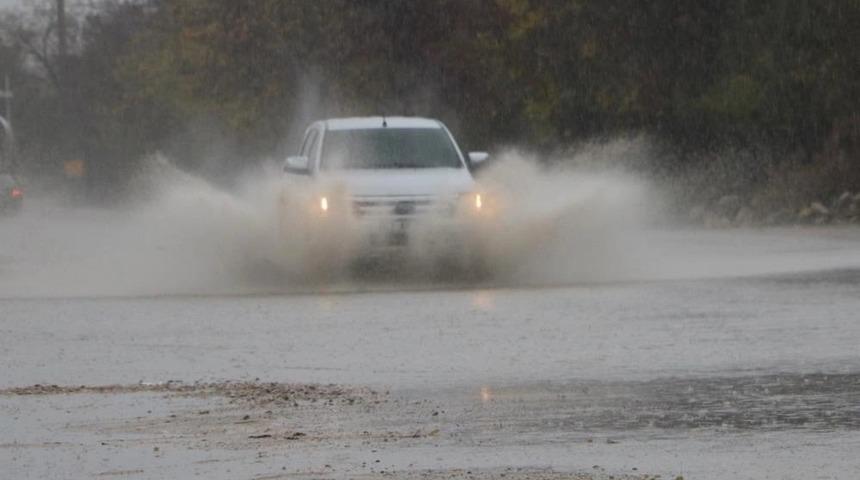 Denizli’de kuvvetli yağışlar yarın da etkisini sürdürecek