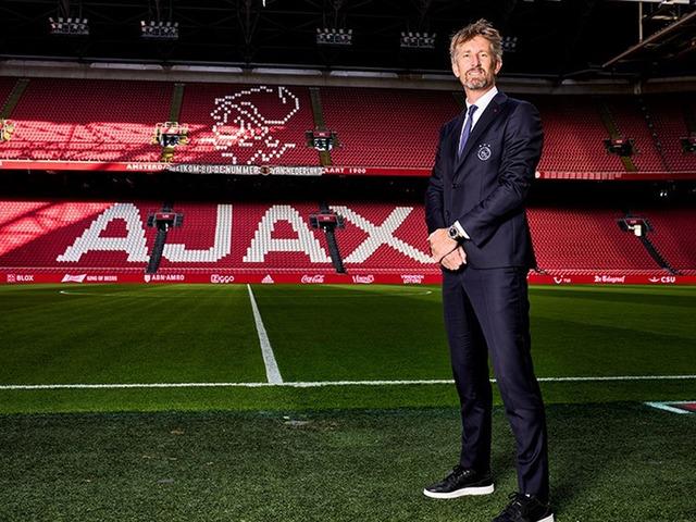 Ajax’ta Edwin van der Sar, CEO’luk görevinden ayrılma kararı aldı