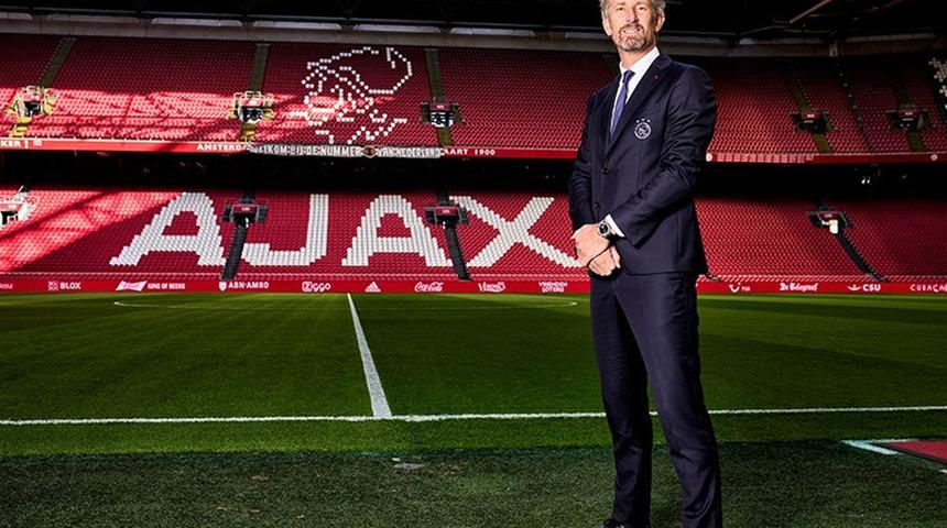 Ajax’ta Edwin van der Sar, CEO’luk görevinden ayrılma kararı aldı