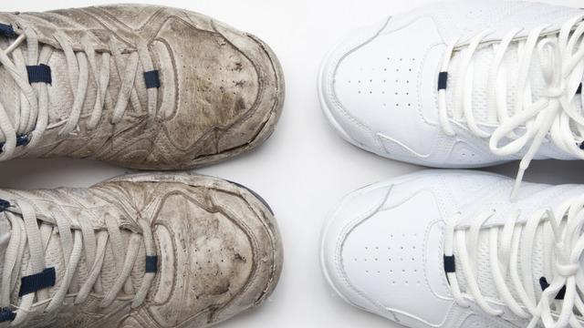 Spor ayakkabıları yıpratmadan yeni gibi temizliyor! Beyaz spor ayakkabı temizliğinin en etkili yolu