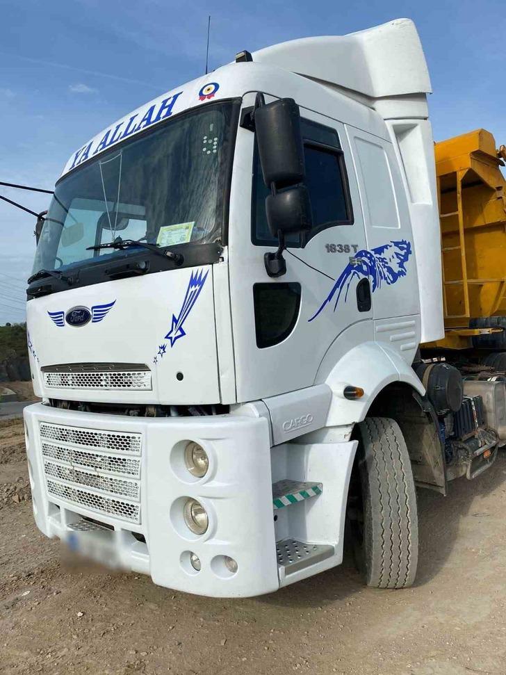 Trafiğin akışına engel olan 3 kamyon sürücüsüne ceza yağdı G3