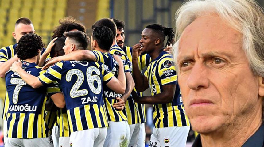 MAÇ SONUCU: Fenerbahçe, Kadıköy'de Antalyaspor'u devirdi! Miha Zajc ve Enner Valencia...