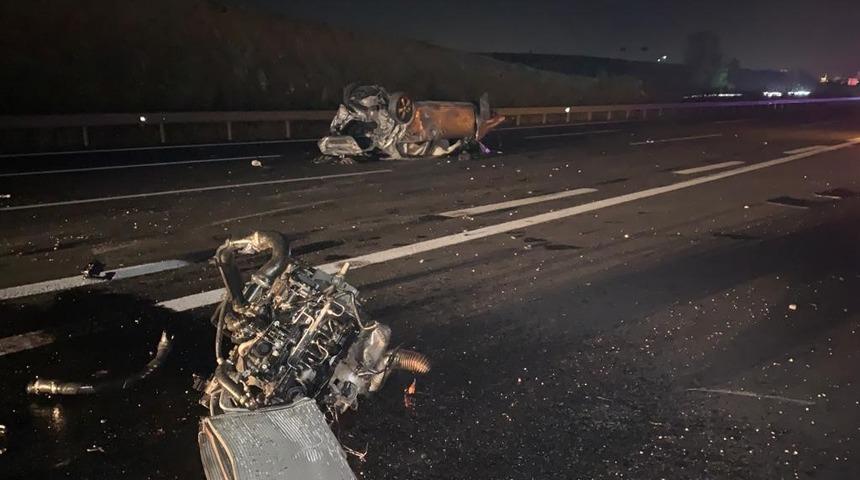 Gaziantep&rsquo;te feci kaza: Alev topuna d&ouml;nen ara&ccedil;taki 1 kişi yanarak &ouml;ld&uuml;