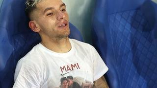 Galatasaray'ın şampiyonluğu sonrası en çok paylaşılan fotoğraf olarak rekor kırdı! Maçın bitiş düdüğünün ardından Erden Timur sahaya girerek...