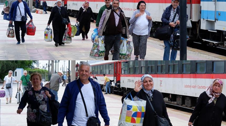 Görür görmez... Tatil için akın akın geliyorlar! 'Almanya’da da pahalılık var! Türkiye’miz çok güzel, herkes bizi kıskanıyor'