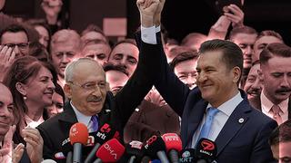 'Kılıçdaroğlu ile birebir görüştüm' diyerek açıkladı: Mustafa Sarıgül'den altılı masa liderlerine çok konuşulacak sözler! Yazıklar olsun bize