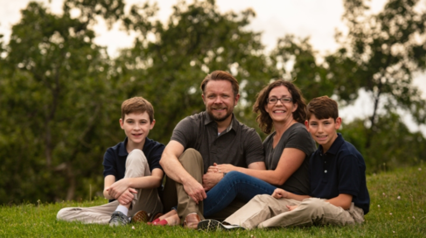 Eğlenmek için DNA testi yaptıran anne, 12 yaşındaki oğlunun kendi çocuğu olmadığını öğrendi... "Tüp bebek karışıklığı..."