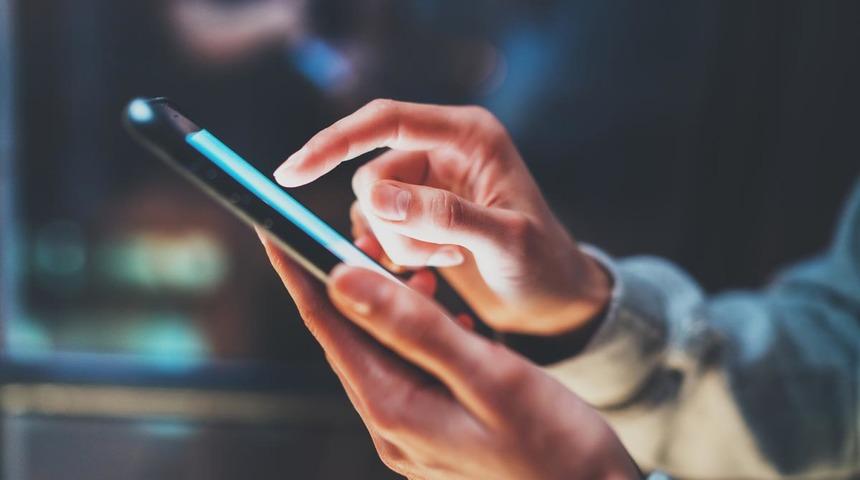 O ülkede telefonlara gelen mesaj panik yarattı! 'Hazır olun' 20 dakika sonra bir bildirim daha...  