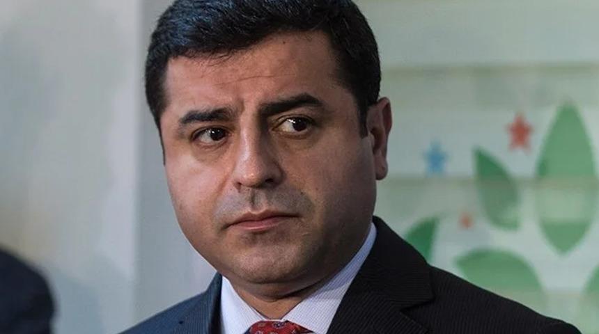 Seçim sonuçları sonrası Selahattin Demirtaş kararını duyurdu: "Aktif politikayı bırakıyorum"