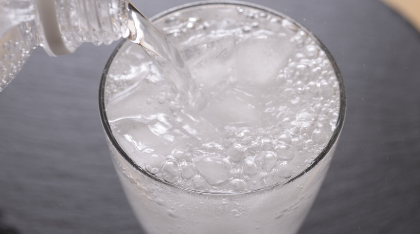 Uzmanlardan acil uyarı! Bu içecekler kalp krizine neden oluyor, böbrekleri bitiriyor