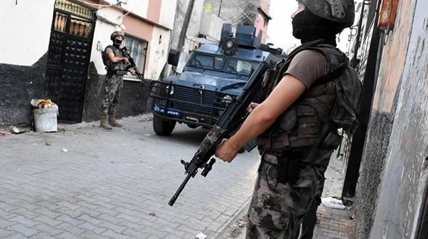 Terör örgütünün finans kaynağına ağır darbe! 12 ilde operasyon düzenlendi: 20 gözaltı