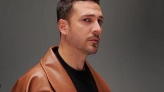  Oğuzhan Koç'un ayakkabıları sosyal medyada gündem oldu! ''Evlenirken de giymiştin''