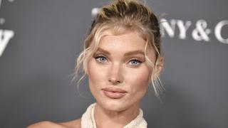 Elsa Hosk derin göğüs dekoltesiyle nefes kesti! Peş peşe paylaştı  