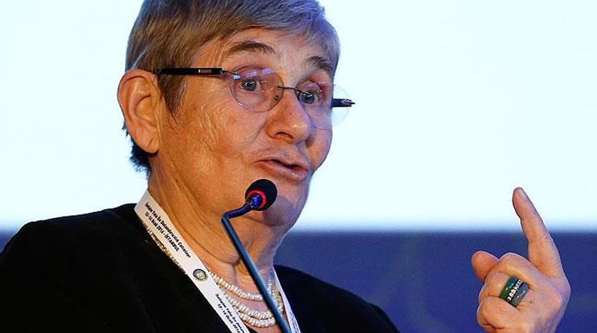 AYM'den Canan Karatay için hak ihlali kararı! Tıbbi açıklamaları nedeniyle ceza almıştı