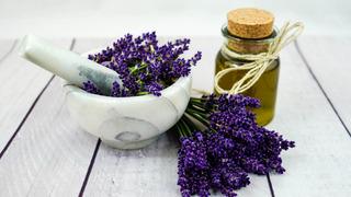 Lavanta yağı saça faydaları: Lavanta yağı saça nasıl uygulanır?	