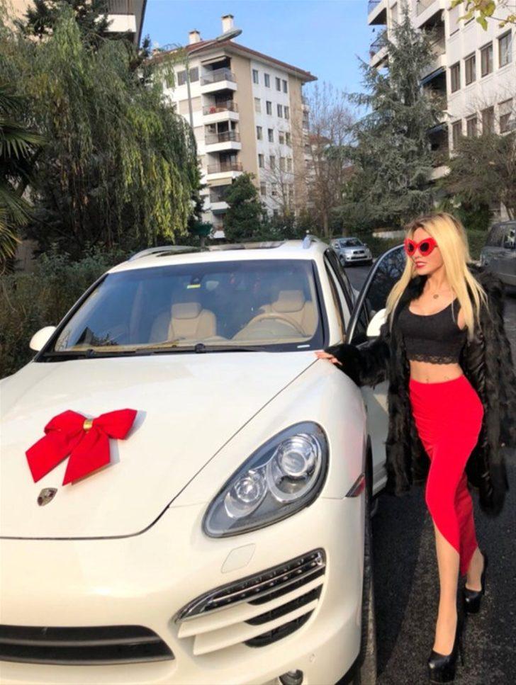 Ciciş Esra'ya 500 bin liralık hediye G4