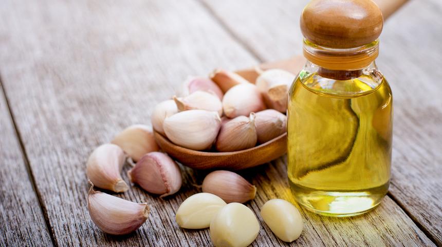 Sarımsak yağı faydaları: Sarımsak yağı saçta ne işe yarar?	