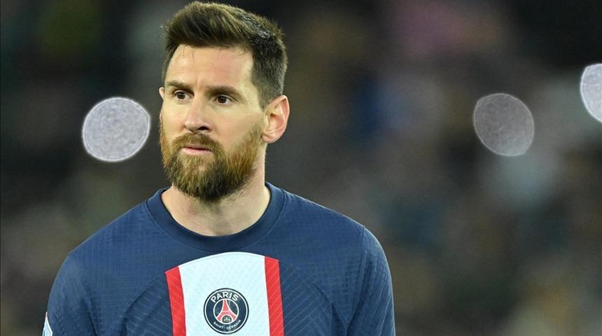 Messi PSG'den ayrıldı mı, neden ayrıldı? Lionel Messi Barcelona'ya  dönecek mi? PSG teknik direktörü Galtier açıkladı!