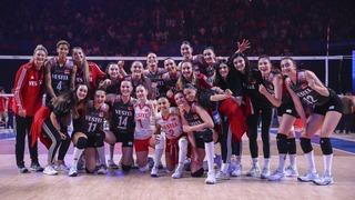 A Milli Kadın Voleybol Takımı, Sırbistan'ı 3-1 mağlup etti ve ikide iki yaptı!