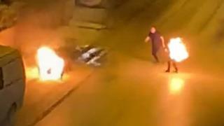 Yer: Muğla! 24 yaşındaki genç cadde ortasında üzerine benzin döküp kendini yaktı, nedeni ise...