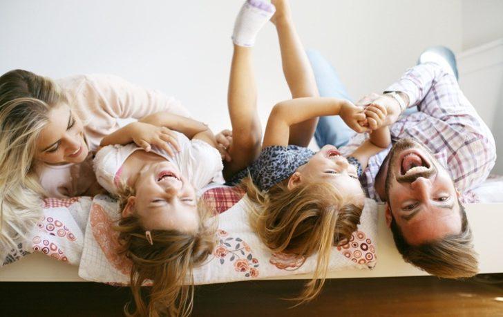 Sarılarak gen&ccedil;leşin