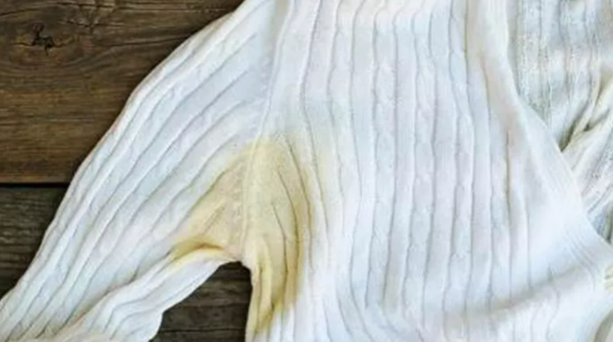 Sararmış &ccedil;amaşırları anında beyazlatıyor! &Ccedil;amaşır suyundan daha etkili