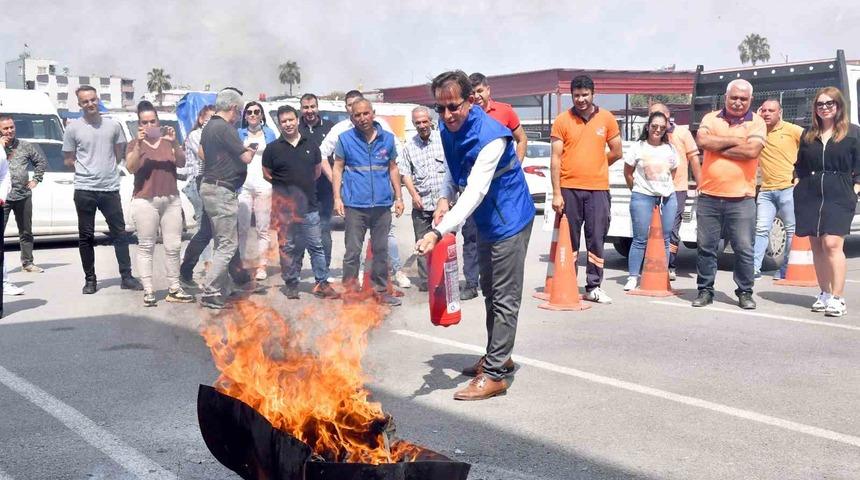 Mersin’de belediye personeline yangın ve kurtarma tatbikatı