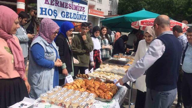 Sinop’ta depremzede çocuklar yararına hayır etkinliği