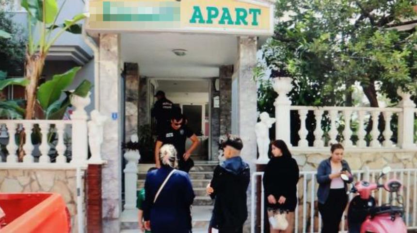 Akılalmaz hareket: Kiracılar çıkmayınca daireye biber gazı sıktı! 5 kişi hastanelik oldu