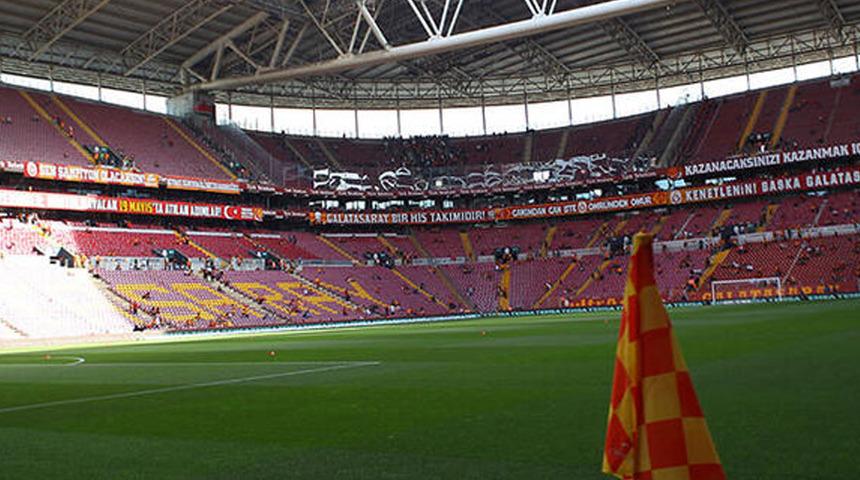 Galatasaray'da gözler şampiyonluk kupası takdimli ve özel sanatçılar ile pankartların olacağı kutlamaya çevrildi
