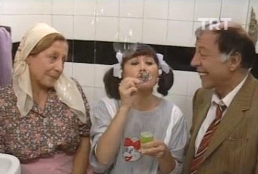 T&uuml;rkiye'nin ilk bilim kurgu dizisiydi! Uzaylı Zekiye şimdi ne yapıyor