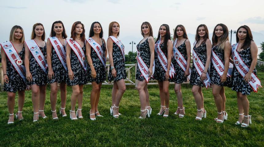 Miss Mediterranean güzelleri büyük finale hazırlanıyor! Aralarında doktor adayı da var, sosyal medya fenomeni de... 