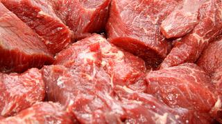 Severek yiyorsunuz ama felç riskini yüzde 14 artırıyor! Uzmanlar sağlık için riskli iki eti açıkladı