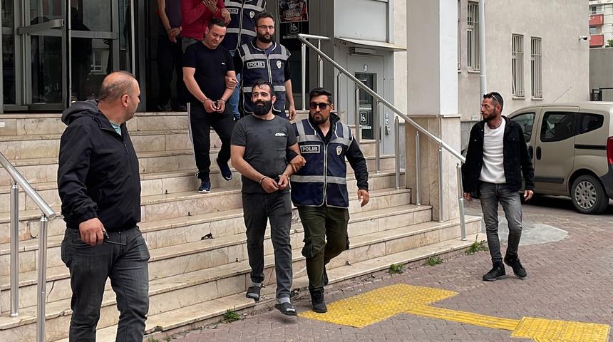 Kayseri'de 10'u firari hükümlü 25 kişi yakalandı!