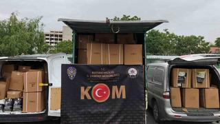 Kayseri'de tonlarca sahte bandrollü tütün ele geçirildi!