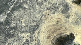 Sarı ve yeşil renkli tabaka oluştu! İnceleme sonucu neden kaynaklandığı belirlendi