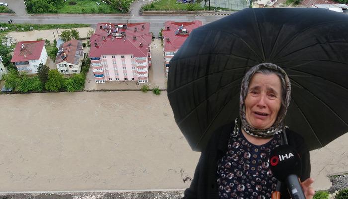 Kastamonu'nun Azdavay ilçesinde sel felaketi! Yüzlerce ev sular altında kaldı