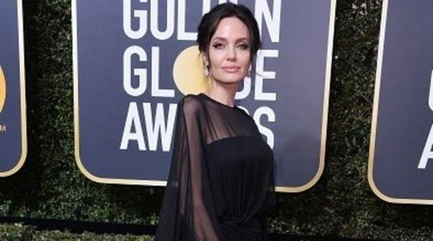 Altın K&uuml;re &ouml;d&uuml;l t&ouml;renine aktivistlerin eylemi damga vurdu