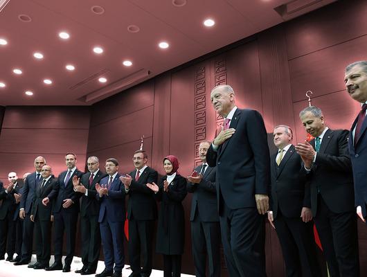 O beş üyeye dikkat çektiler! "Erdoğan'ın yakın sırdaşı"