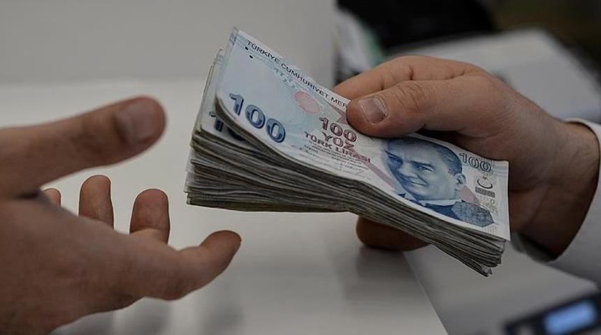 Emeklilerin bayram ikramiyesi artar mı? Yaklaşan Kurban Bayramı öncesi dikkat çeken açıklama: Emeklilerimiz kızabilir ama...