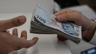 Emeklilerin bayram ikramiyesi artar mı? Yaklaşan Kurban Bayramı öncesi dikkat çeken açıklama: Emeklilerimiz kızabilir ama...