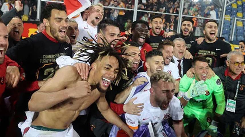 Fenerbahçe derbisi öncesi Galatasaray'a veda etti! Golcü oyuncu Instagram hesabından paylaştı...